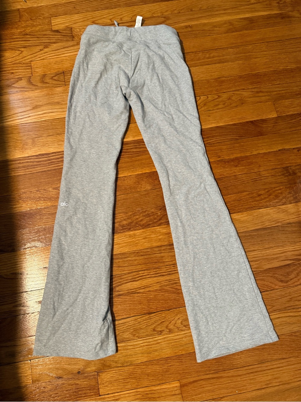ALO Yoga Sway Bootcut Sweatpant - Picture 4 of 4